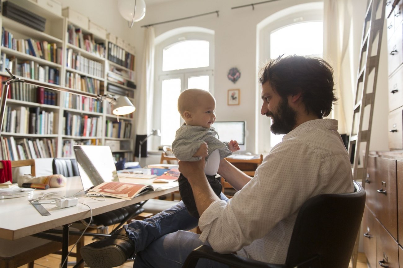 Dad wiht baby
