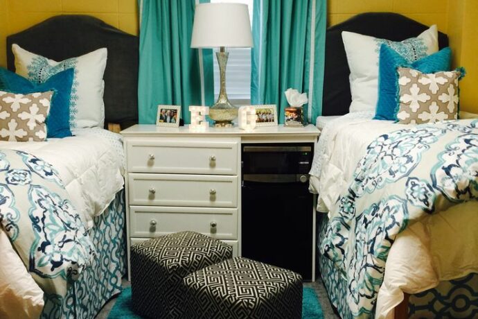 Tips On Creating a Lavish Dorm Room - BellyitchBlog