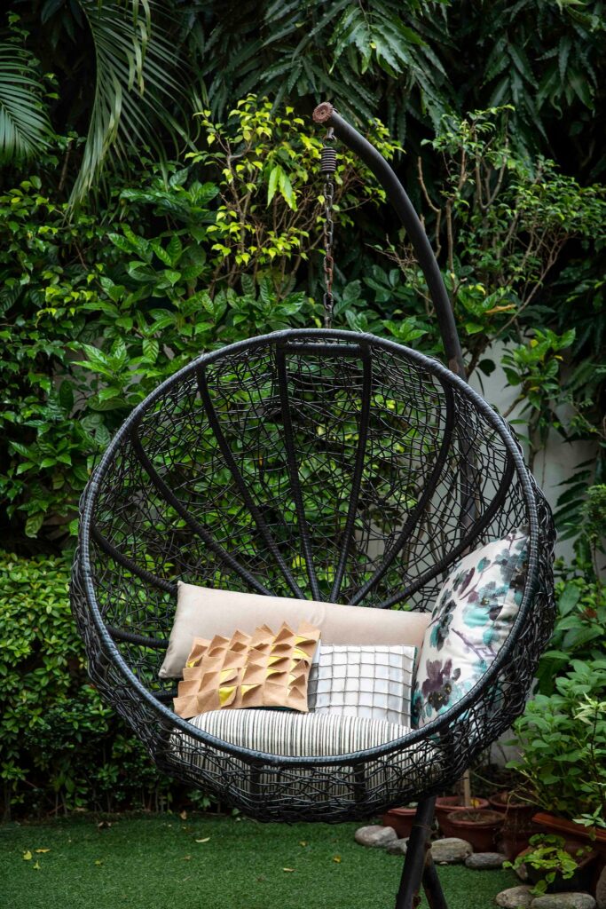 bird nest egg wicker chair outdoor