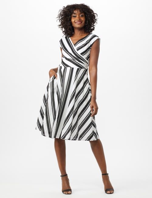 Dress barn 2024 wrap dress