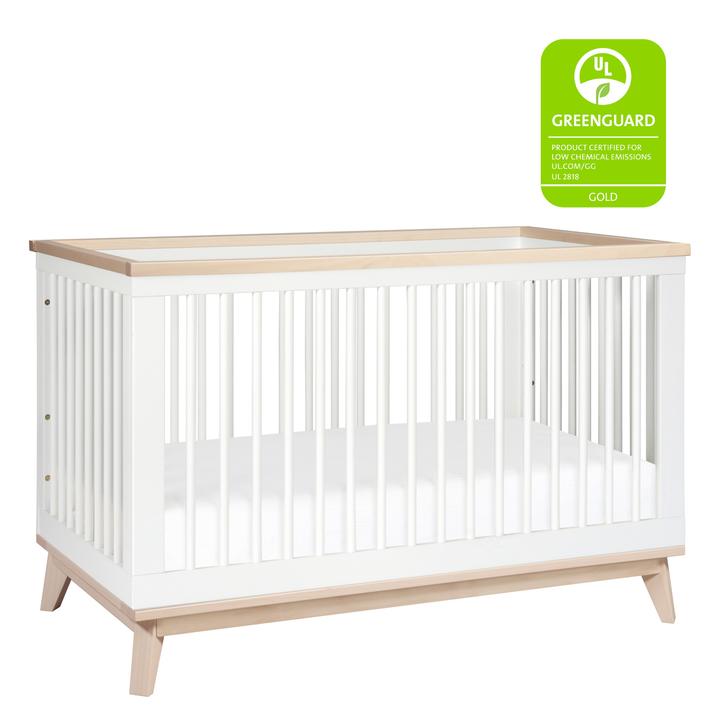 Convertable crib for the Jungle themed room