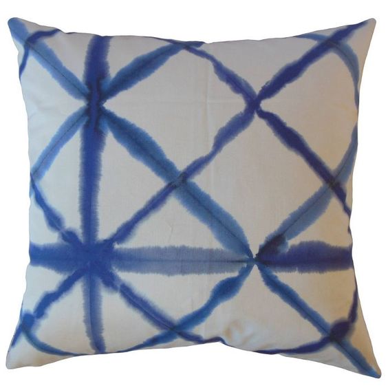 Throw pillow white and Blue for the restful Blue Oasis Nursery